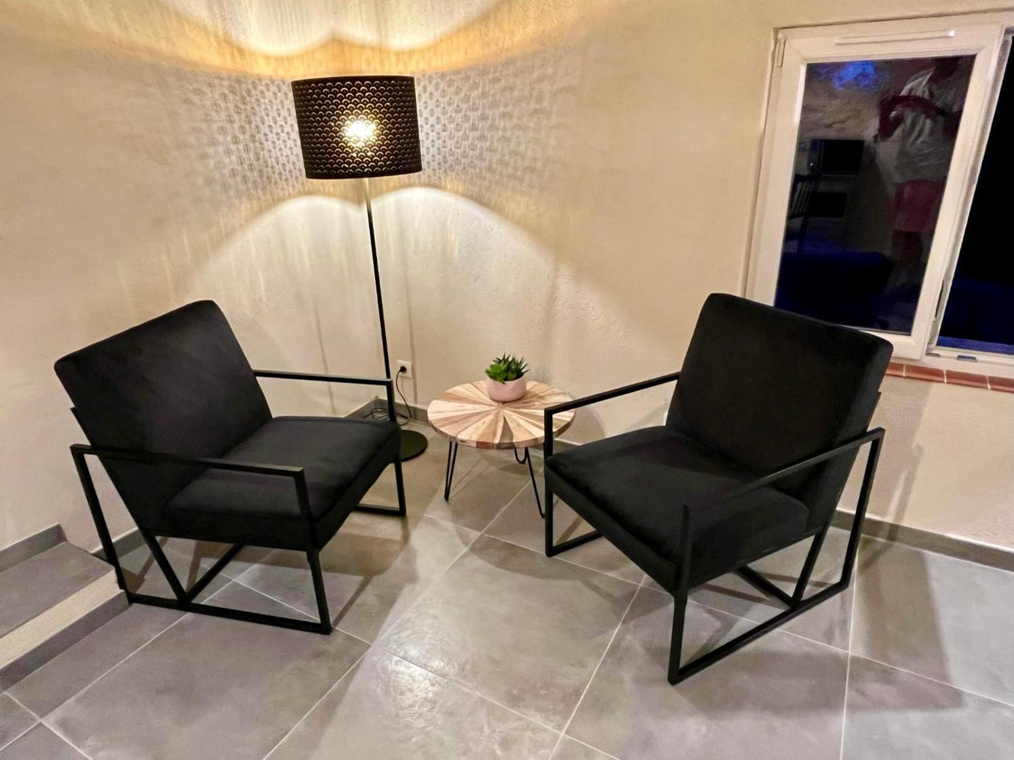 La Parenthese Du Var - Gite Avec Grande Terrasse Vue Sur Piscine Saint-Antonin-du-Var Εξωτερικό φωτογραφία